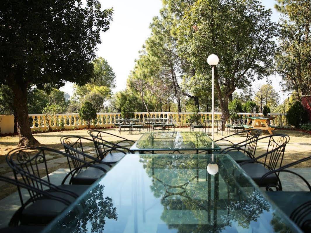 Welcomheritage Windsor Lodge Ranikhet Exterior foto